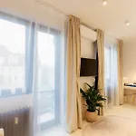 דירה D-nook With Parking - Quiet Courtyard - Old Town *