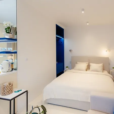 아파트 D-nook With Parking - Quiet Courtyard - Old Town 브라티슬라바