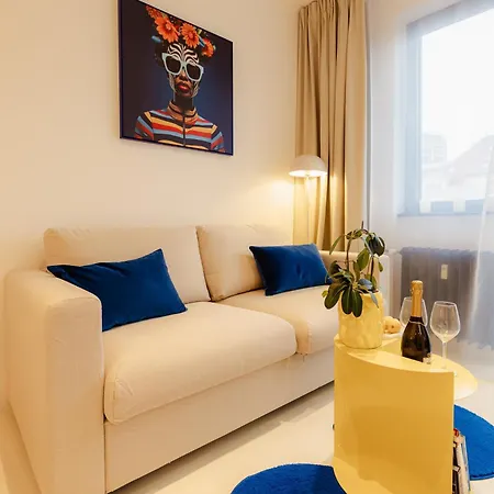D-nook With Parking - Quiet Courtyard - Old Town 아파트 브라티슬라바
