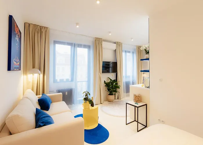 D-nook With Parking - Quiet Courtyard - Old Town