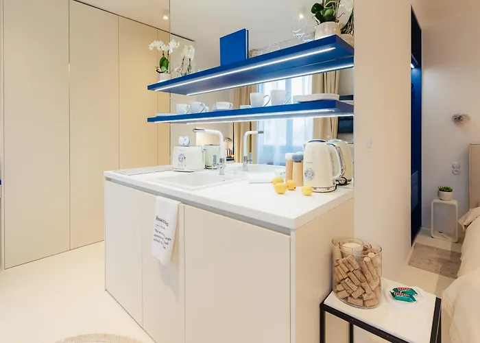 D-nook With Parking - Quiet Courtyard - Old Town