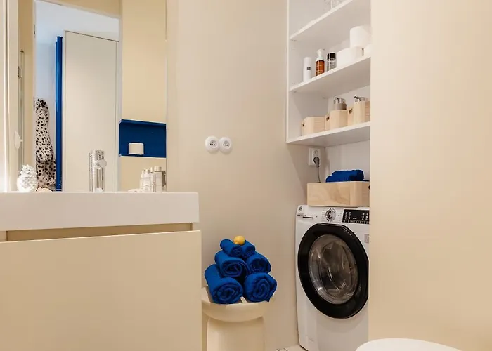 D-nook With Parking - Quiet Courtyard - Old Town