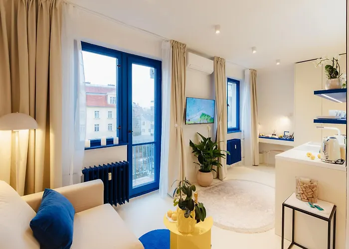 D-nook With Parking - Quiet Courtyard - Old Town Lejlighed Bratislava